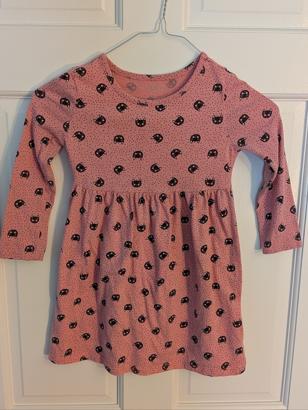 Old Navy pink long sleeve dress with black cat face print